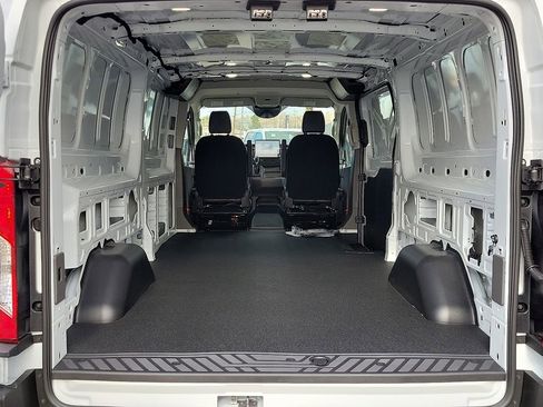 New 2026 Ford Transit 250 Low Roof RWD image 8