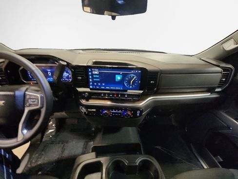 Used 2026 Chevrolet Silverado 1500 LT image 22