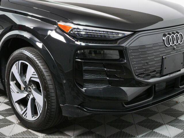 Used 2025 Audi Q6 e-tron Premium Plus AWD/4WD image 36