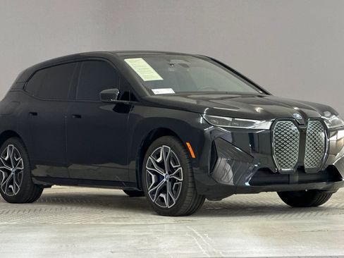 Certified 2024 BMW iX xDrive50 w/ Premium Package AWD/4WD image 7