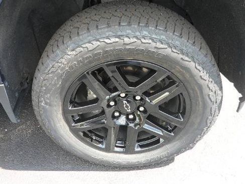 Used 2021 Chevrolet Silverado 1500 RST AWD/4WD image 2