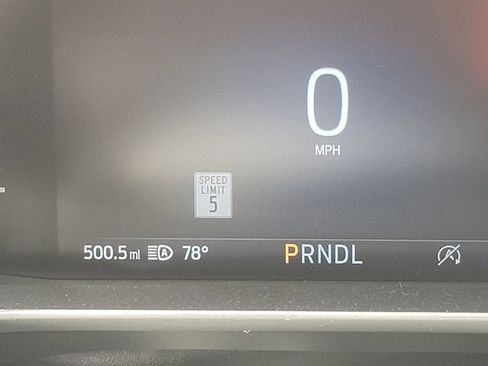 Used 2025 Ford Escape ST-Line w/ Tech Pack #1 FWD image 19