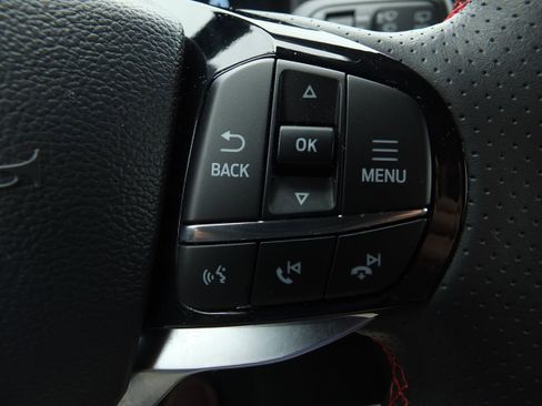 Used 2025 Ford Explorer ST-Line AWD/4WD image 20