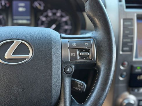 Used 2017 Lexus GX 460 w/ Navigation Package AWD/4WD image 40