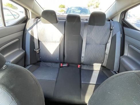 Used 2025 Nissan Versa SV image 37