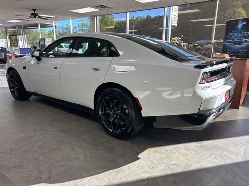 New 2026 Dodge Charger Scat Pack image 4