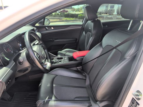 Used 2022 Kia K5 GT-Line FWD image 13