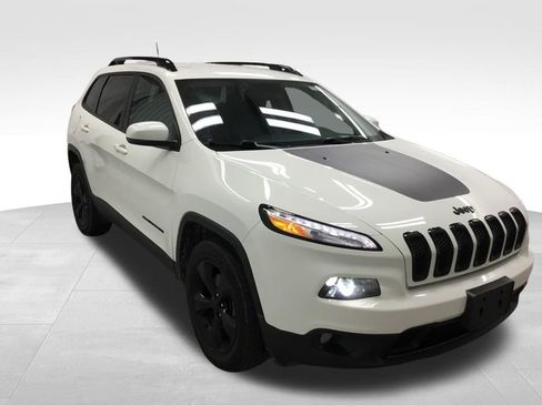 Used 2018 Jeep Cherokee Limited w/ High Altitude Package image 4