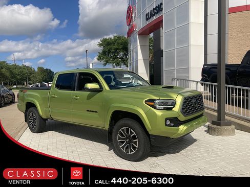 Used 2023 Toyota Tacoma TRD Sport w/ TRD Premium Sport Package AWD/4WD image 1