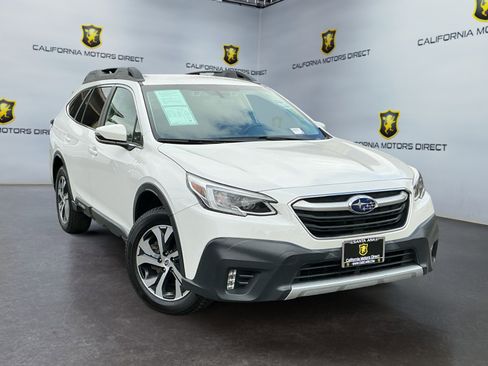 Used 2020 Subaru Outback Limited image 3