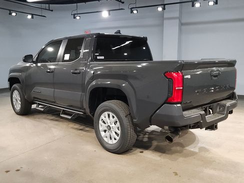 New 2026 Toyota Tacoma SR5 AWD/4WD image 5