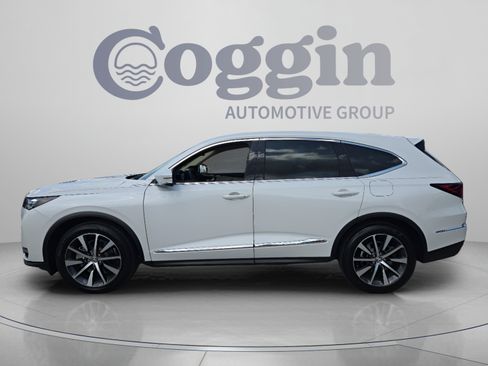 Used 2026 Acura MDX FWD w/ Technology Package image 2