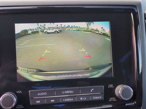 Used 2023 Nissan Frontier SV w/ Midnight Edition Package image 18