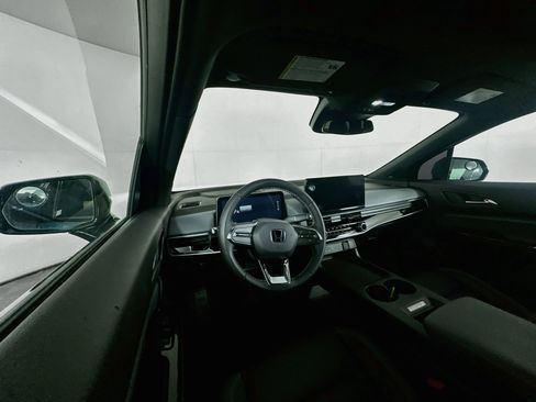 Used 2024 Honda Prologue Touring image 18