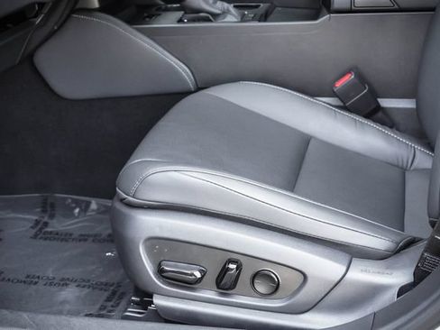 Certified 2025 Lexus ES 350 w/ Premium Package FWD image 11
