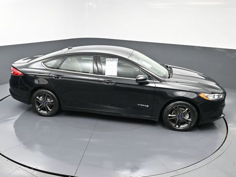 Used 2018 Ford Fusion S image 44