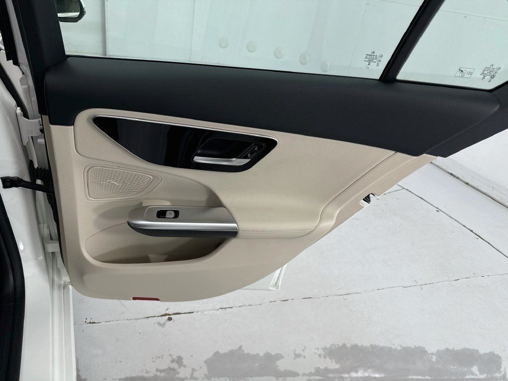 Certified 2024 Mercedes-Benz C 300 Sedan image 25