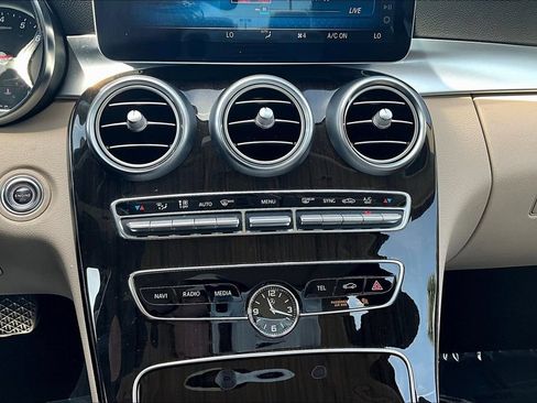 Used 2020 Mercedes-Benz C 300 Sedan w/ Premium Package image 15