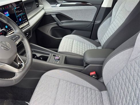 New 2026 Volkswagen Tiguan S image 11