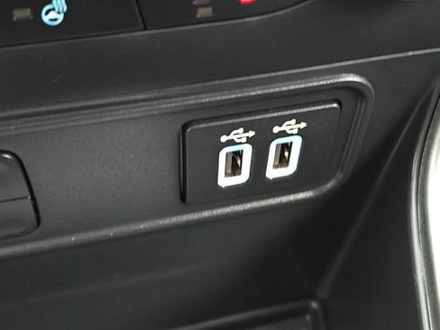 Used 2021 Ford EcoSport SES image 19