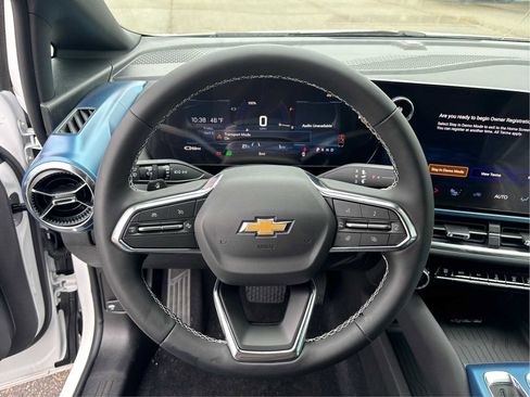 New 2026 Chevrolet Equinox EV LT image 19