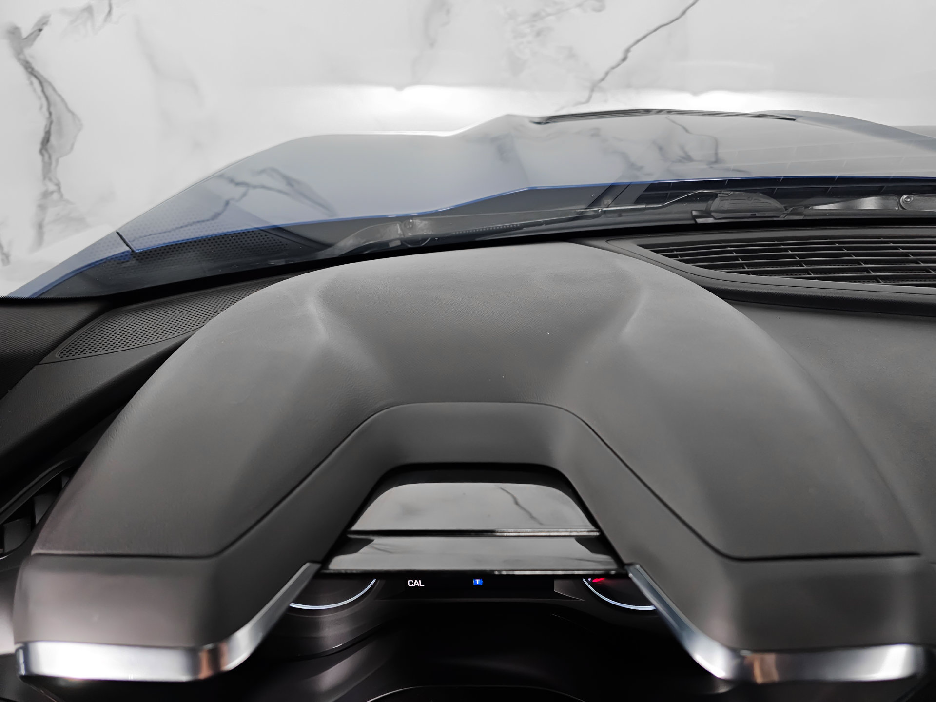 Used 2022 Chevrolet Camaro LT RWD image 23