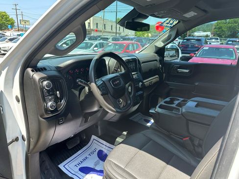 Used 2022 GMC Sierra 1500 Pro w/ Pro Value Package AWD/4WD image 7