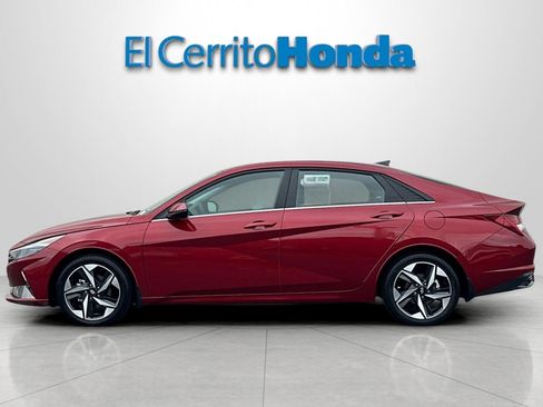 Used 2023 Hyundai Elantra Limited FWD image 6