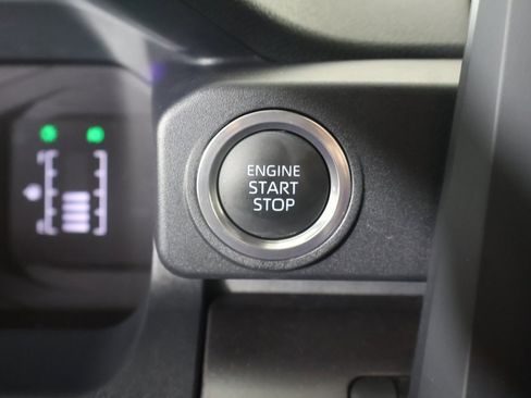 Used 2025 Toyota 4Runner SR5 image 34