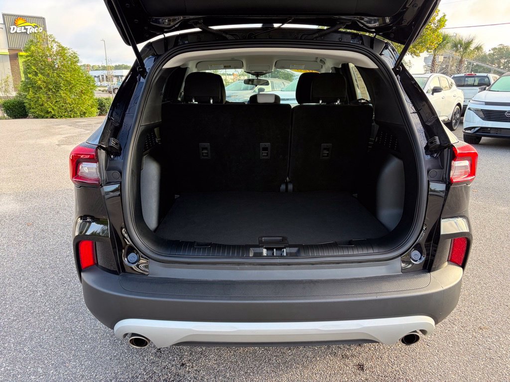 Used 2025 Ford Escape Active w/ Cold Weather Package AWD/4WD image 5