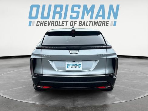 Used 2024 Cadillac Lyriq Luxury AWD/4WD image 5