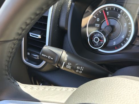 Used 2020 RAM 1500 Big Horn AWD/4WD image 19