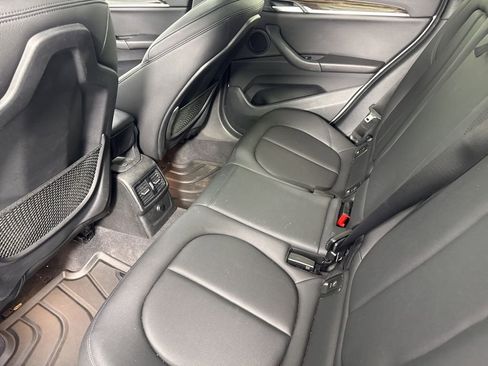 Used 2017 BMW X1 xDrive28i image 14