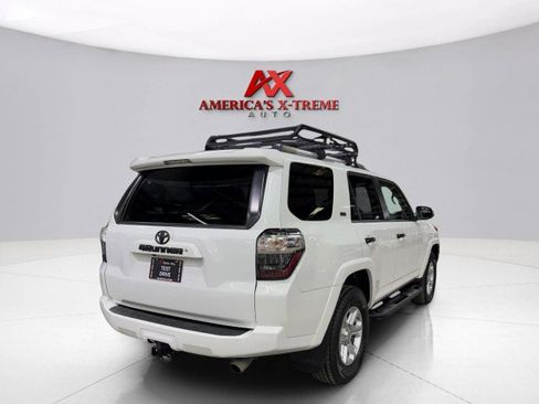 Used 2019 Toyota 4Runner SR5 Premium image 6