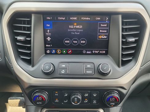 Used 2020 GMC Acadia Denali w/ Denali Ultimate Package AWD/4WD image 55
