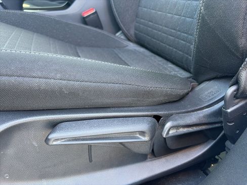 Used 2023 Honda HR-V LX image 12