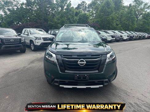 Used 2023 Nissan Pathfinder SL w/ SL Premium Package AWD/4WD image 10
