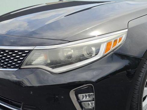 Used 2018 Kia Optima S FWD image 18