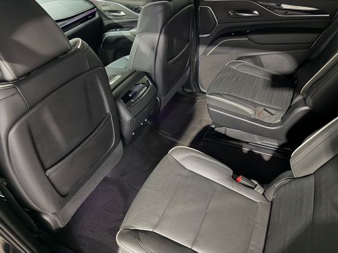 Certified 2023 Cadillac Escalade Sport w/ Touring Package AWD/4WD image 34