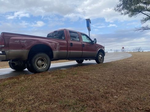 Used 2002 Ford F350 Lariat image 10