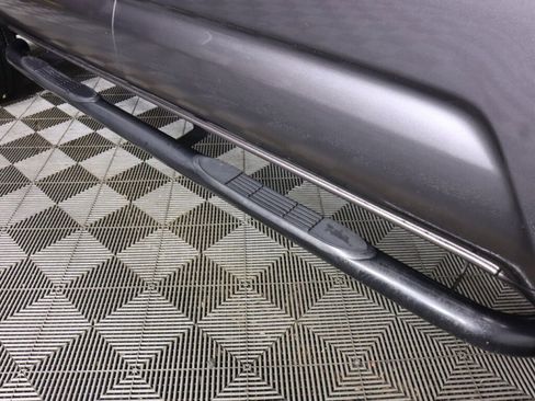 Used 2017 Toyota Tacoma SR image 30