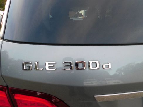 Used 2016 Mercedes-Benz GLE 300d 4MATIC image 10