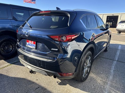 Used 2019 MAZDA CX-5 Signature image 2