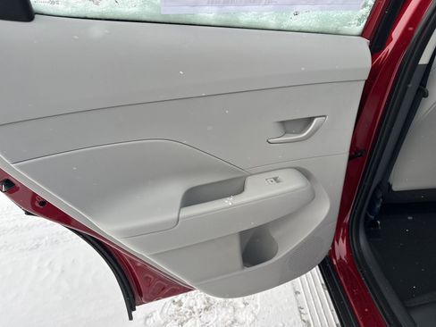 New 2026 Hyundai Kona SE image 18