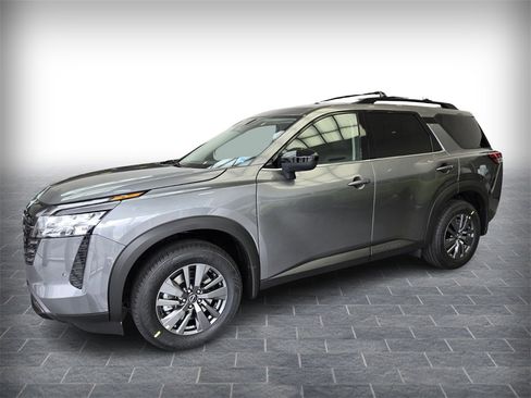 New 2026 Nissan Pathfinder SV image 2