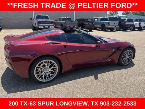 Used 2017 Chevrolet Corvette Stingray Coupe RWD image 19
