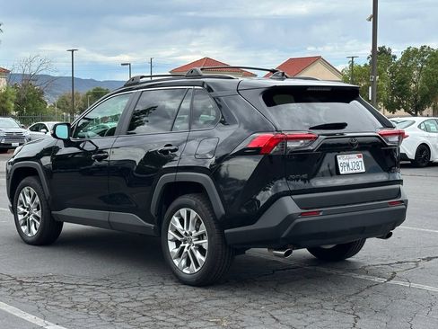 Used 2024 Toyota RAV4 XLE Premium FWD image 3
