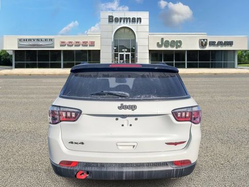 Certified 2022 Jeep Compass Trailhawk AWD/4WD image 5