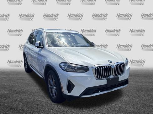 Used 2023 BMW X3 xDrive30i w/ Premium Package AWD/4WD image 3