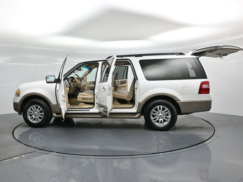 Used 2014 Ford Expedition EL XLT w/ Equipment Group 202A image 33